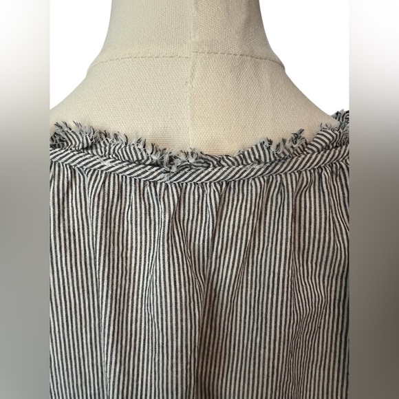 🔵 NWOT ANN TAYLOR LOFT Gray & White Striped Chambray Sleeveless Top | Size M - Picture 6 of 11
